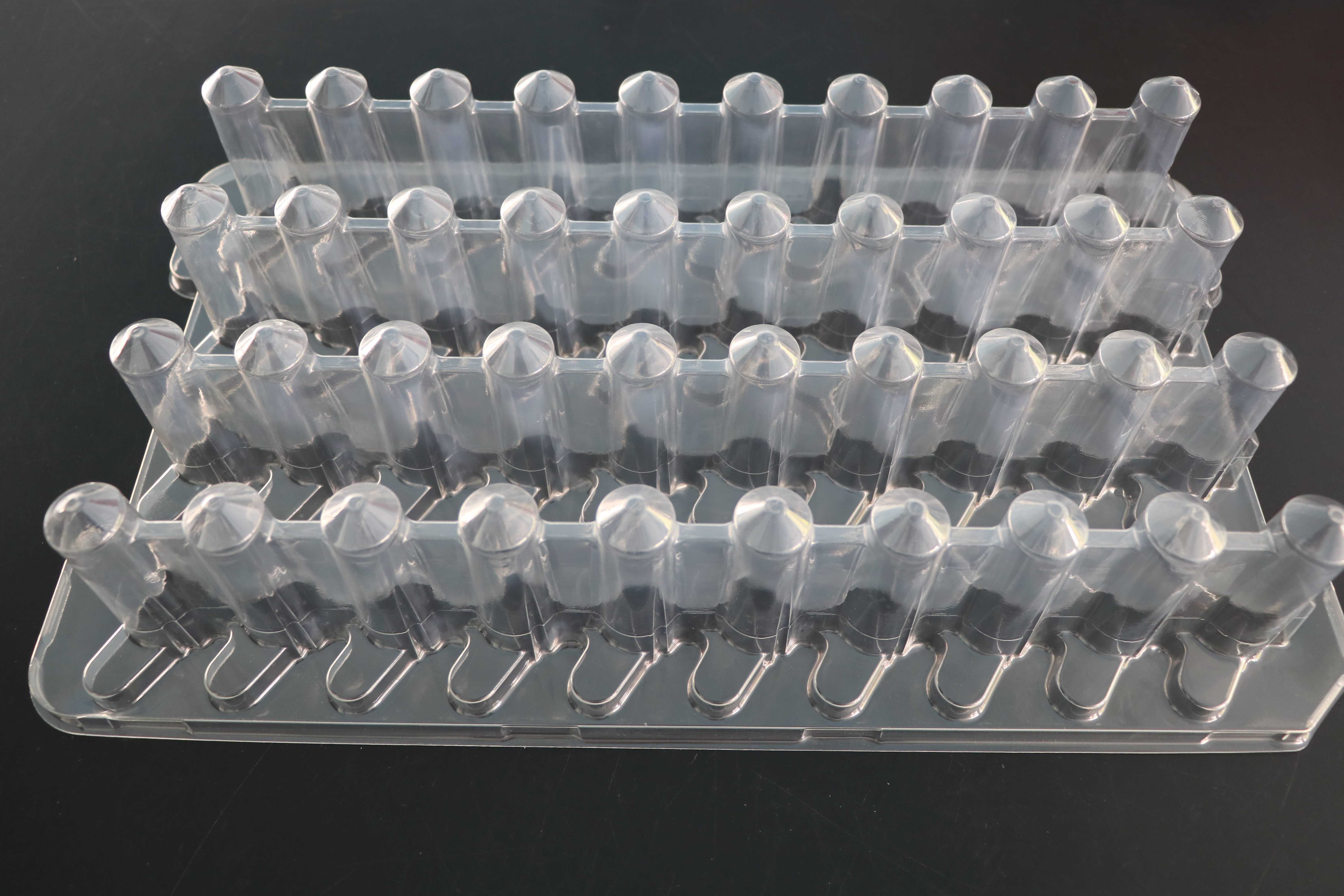 汽(qì)車零部(bu)件吸塑(su)包裝