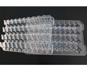 汽車零(ling)部件吸塑(su)包裝